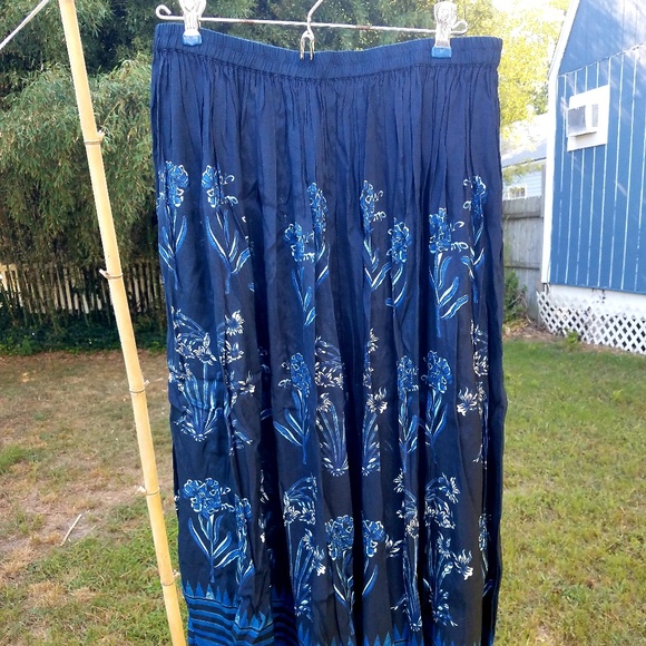 New Anthropologie Soare Skirt by Varun Nidhika Blue Floral Block Print Size M - Picture 3 of 5